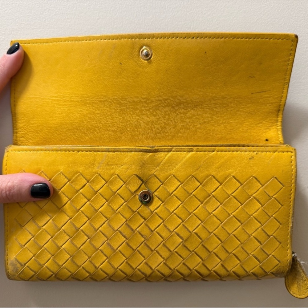 Bottega Veneta - Yellow Leather Long Wallet w/ COA - Picture 7 of 14